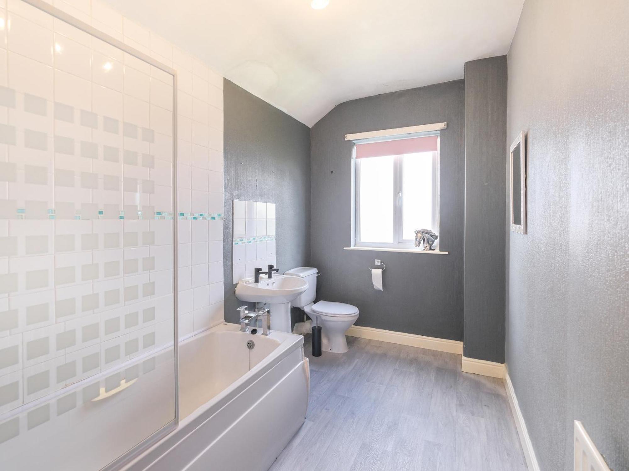 Lovely Large 2-Bed House With 2 Reception Rooms 애더스톤 외부 사진